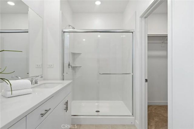 76300 Oxford, Palm Desert, CA 92211