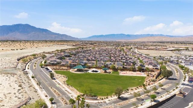 76300 Oxford, Palm Desert, CA 92211