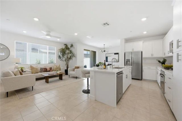 76300 Oxford, Palm Desert, CA 92211