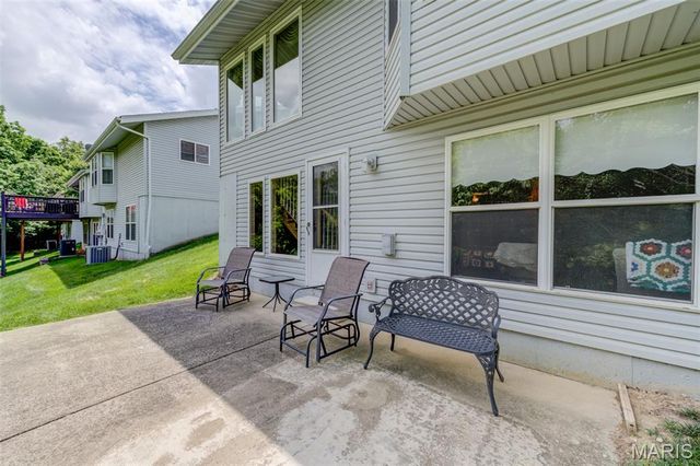 1578 Lienemann Drive, St Charles, MO 63303