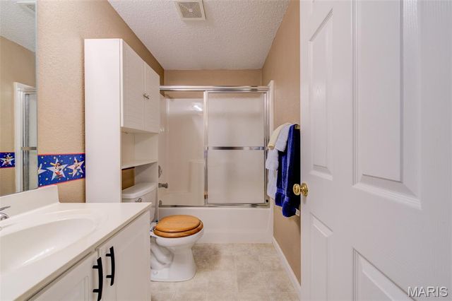 1578 Lienemann Drive, St Charles, MO 63303