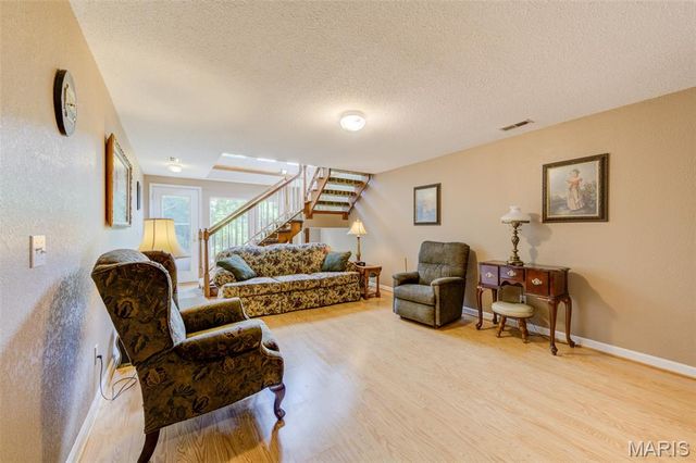1578 Lienemann Drive, St Charles, MO 63303