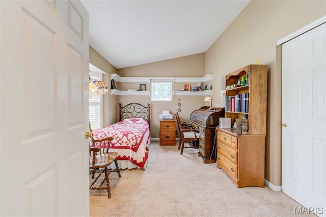 1578 Lienemann Drive, St Charles, MO 63303