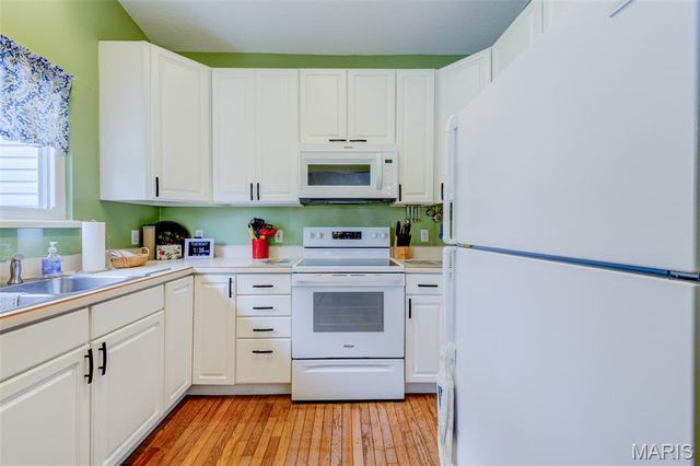 1578 Lienemann Drive, St Charles, MO 63303