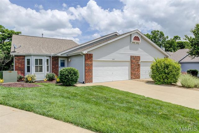 1578 Lienemann Drive, St Charles, MO 63303