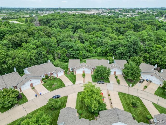 1578 Lienemann Drive, St Charles, MO 63303