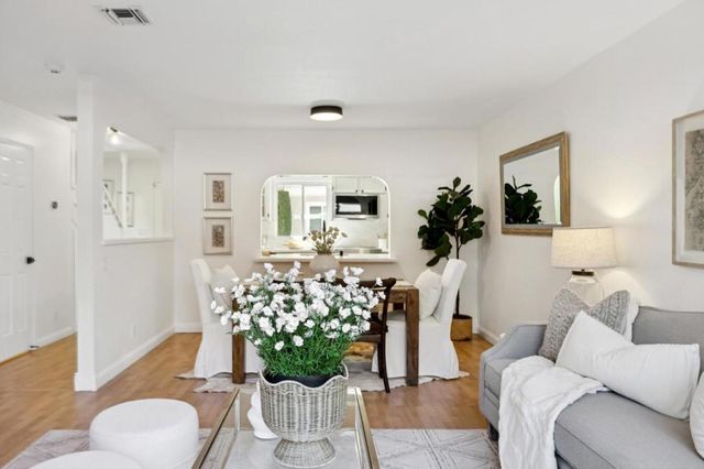 718 Vera Avenue, Redwood City, CA 94061