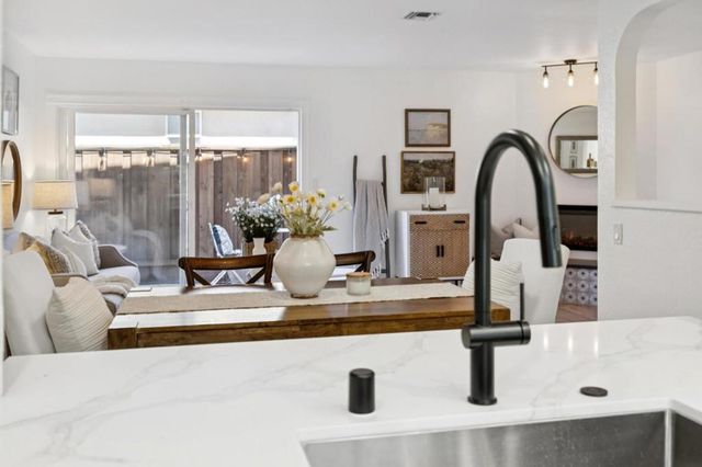 718 Vera Avenue, Redwood City, CA 94061