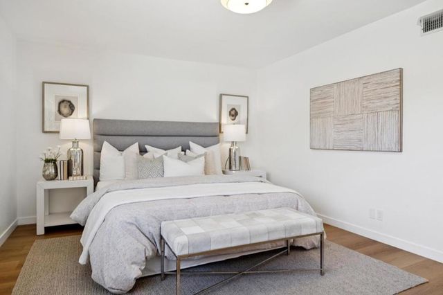 718 Vera Avenue, Redwood City, CA 94061