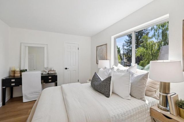 718 Vera Avenue, Redwood City, CA 94061