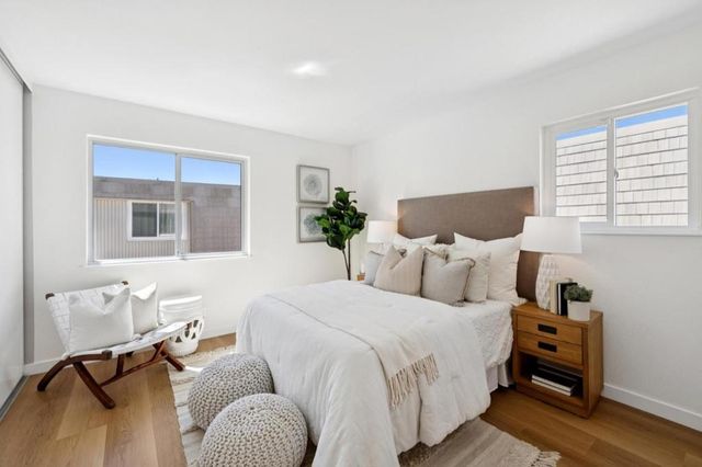 718 Vera Avenue, Redwood City, CA 94061