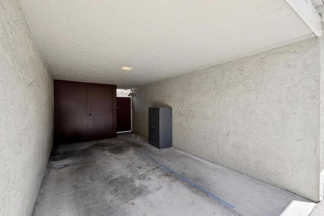 718 Vera Avenue, Redwood City, CA 94061