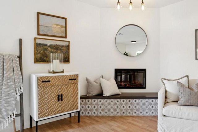 718 Vera Avenue, Redwood City, CA 94061