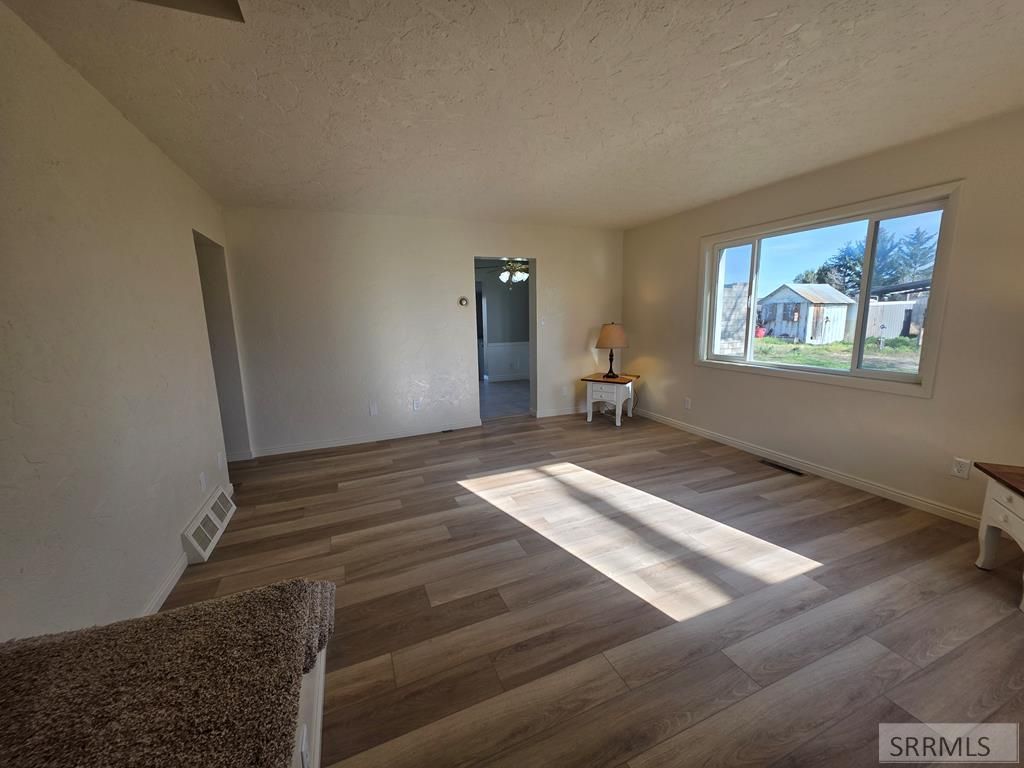 Image 19 of property listing at 6850 S 2000 W, Rexburg, ID 83440