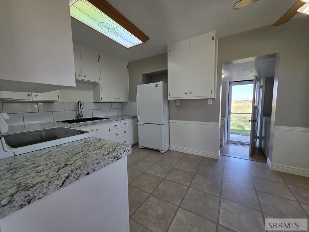 Image 21 of property listing at 6850 S 2000 W, Rexburg, ID 83440