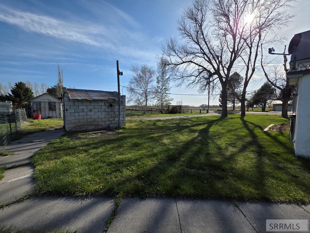 Image 60 of property listing at 6850 S 2000 W, Rexburg, ID 83440