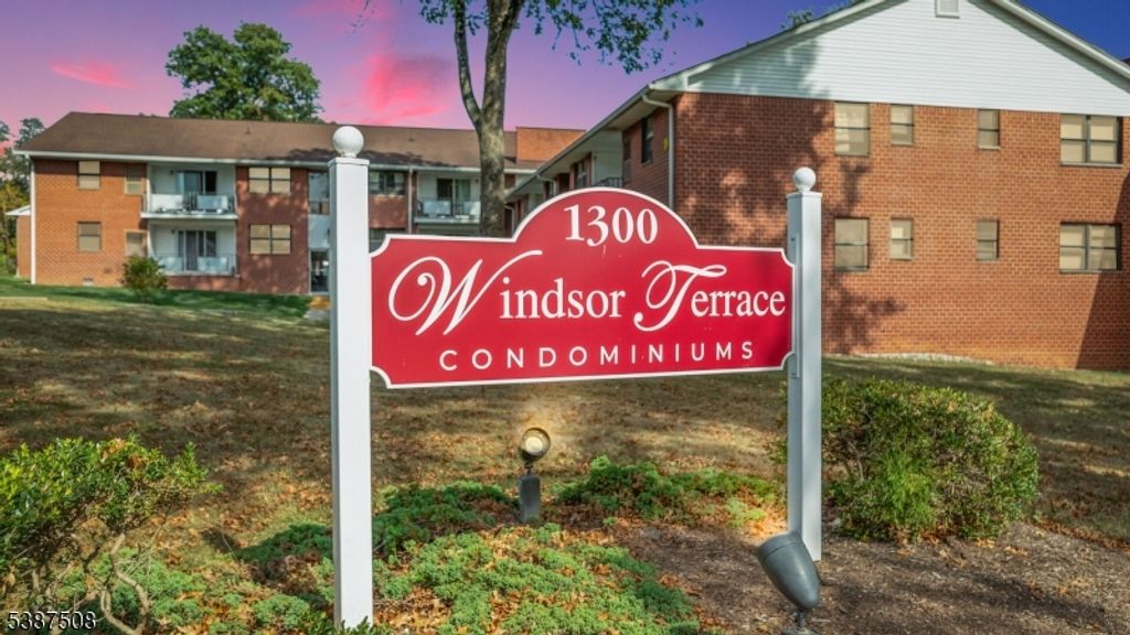 1300 Rock Avenue D6 6, North Plainfield Boro, NJ 07060