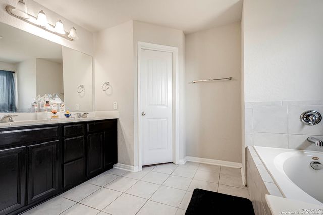 6823 Dashmoor Creek, San Antonio, TX 78244