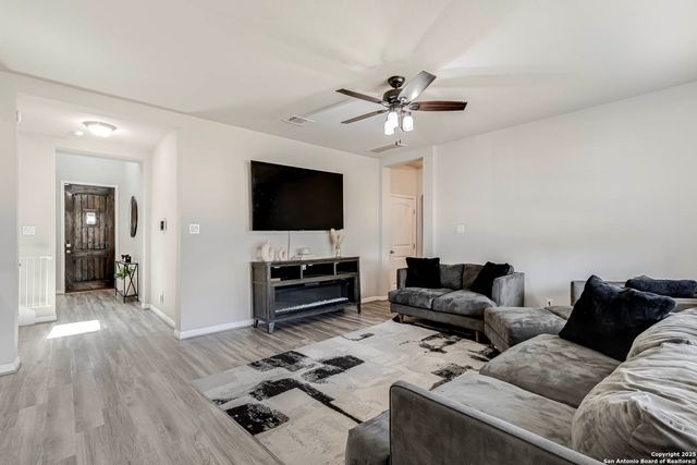 6823 Dashmoor Creek, San Antonio, TX 78244