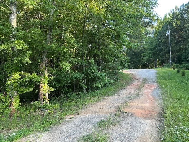 703 Central High Road, Carrollton, GA 30116