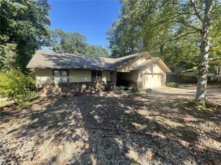 25 N Cerney Lane, Bella Vista, AR 72714