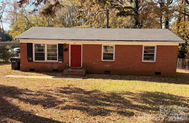 828 Tennyson Drive, Charlotte, NC 28208