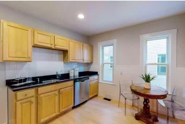 108 Heath St 1, Somerville, MA 02145