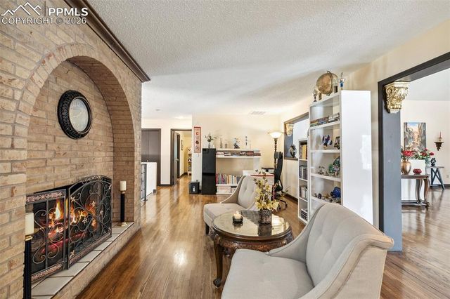 26 Hutton Lane, Colorado Springs, CO 80906