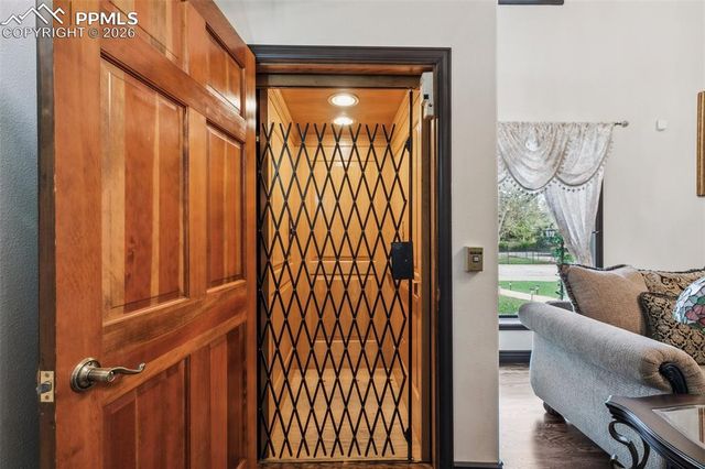 26 Hutton Lane, Colorado Springs, CO 80906