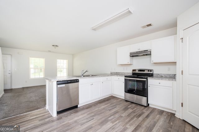 6742 Mancha Street, South Fulton, GA 30349