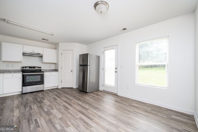 6742 Mancha Street, South Fulton, GA 30349