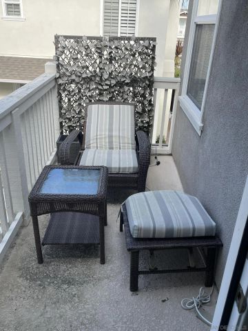 646 Sandside Ct., Carlsbad, CA 92011