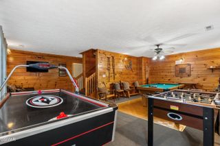 933 Ski Mountain Road, Gatlinburg, TN 37738