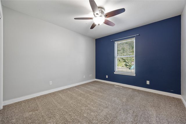 1206 Winchester Circle NE, Swisher, IA 52338