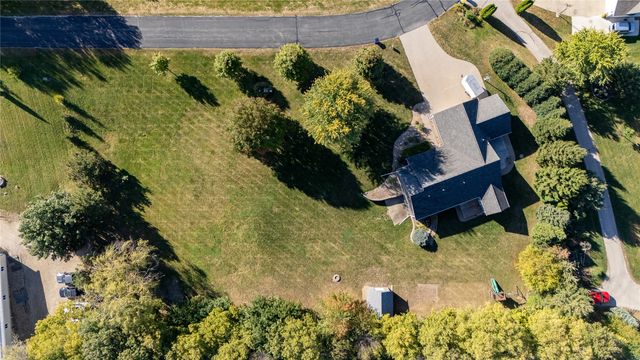 1206 Winchester Circle NE, Swisher, IA 52338