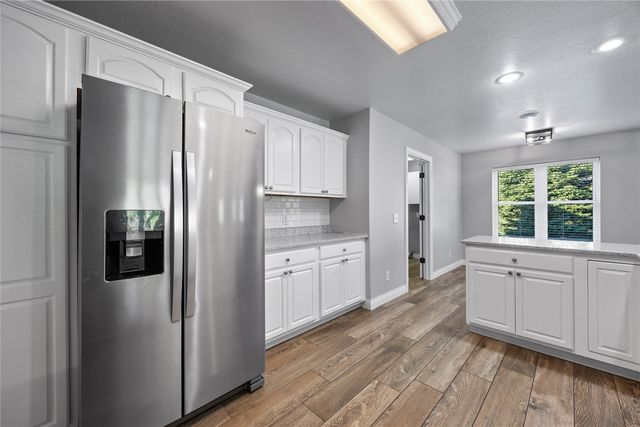 1206 Winchester Circle NE, Swisher, IA 52338