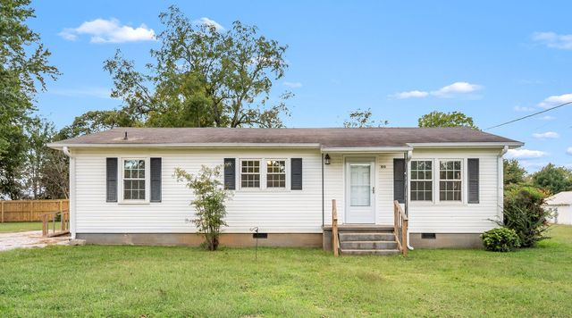 100 Stovall Dr, Huntland, TN 37345