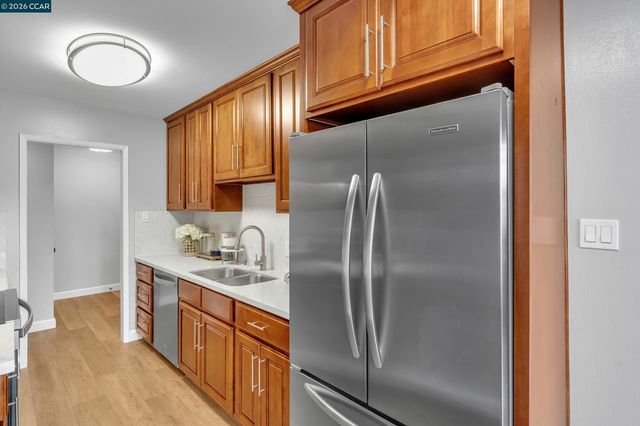 2137 Otis Dr 111, Alameda, CA 94501