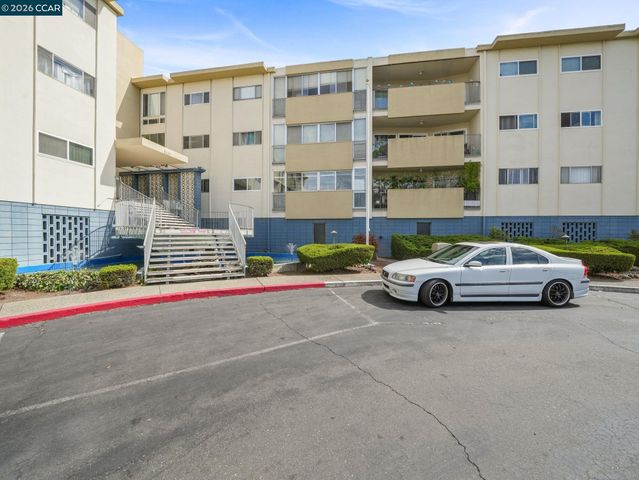 2137 Otis Dr 111, Alameda, CA 94501