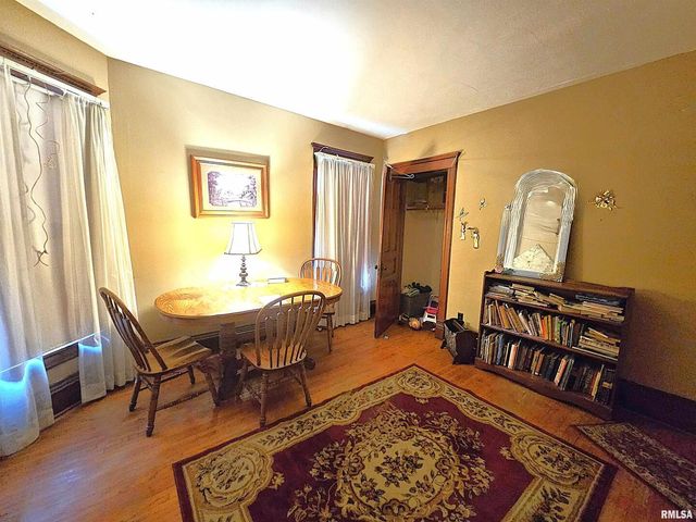 115 E COURT Street, Cambridge, IL 61238