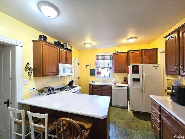 115 E COURT Street, Cambridge, IL 61238