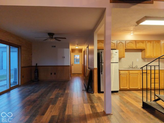 8041 S Crows Foot Place, Terre Haute, IN 47802