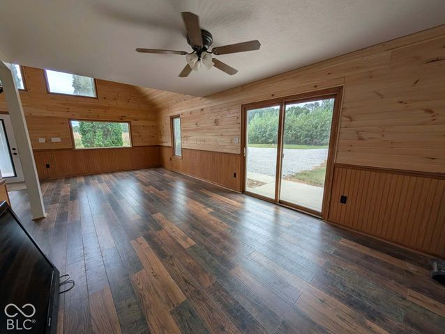8041 S Crows Foot Place, Terre Haute, IN 47802