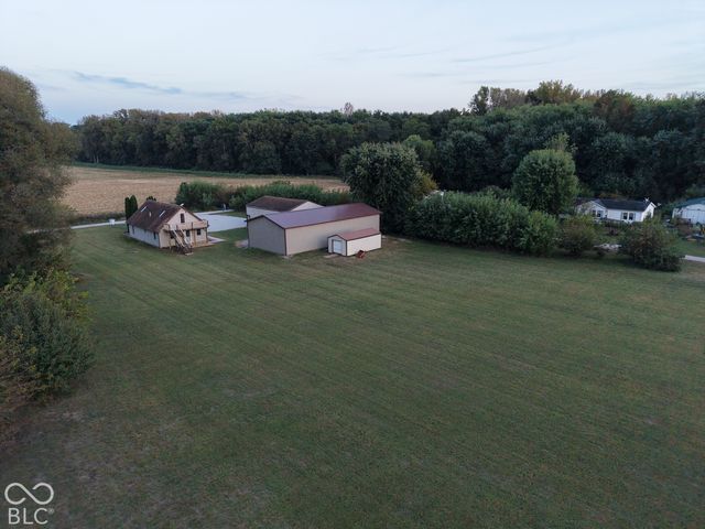 8041 S Crows Foot Place, Terre Haute, IN 47802