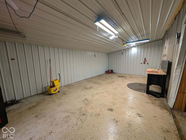 8041 S Crows Foot Place, Terre Haute, IN 47802