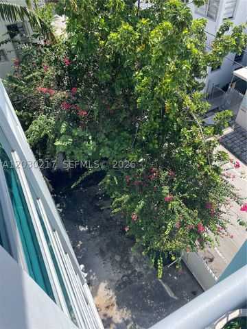 734 Michigan Ave, Miami Beach, FL 33139