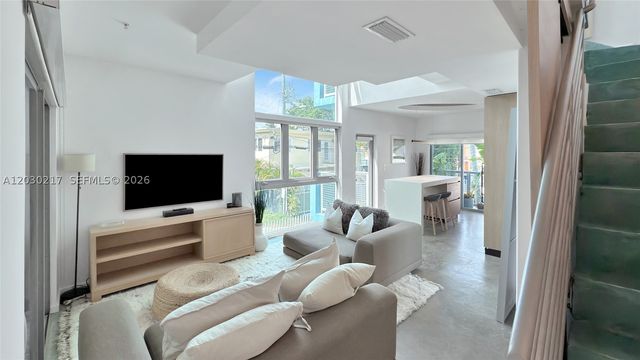 734 Michigan Ave, Miami Beach, FL 33139