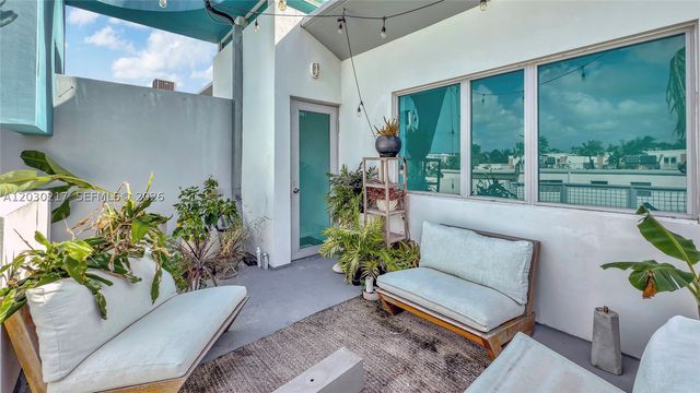 734 Michigan Ave, Miami Beach, FL 33139