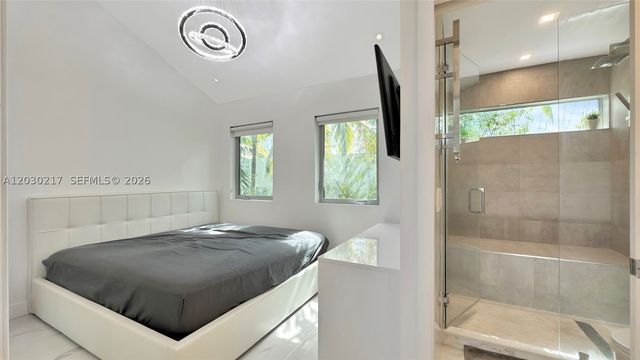 734 Michigan Ave, Miami Beach, FL 33139