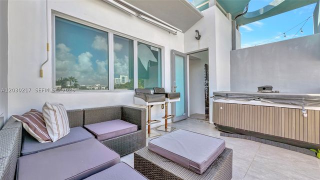 734 Michigan Ave, Miami Beach, FL 33139